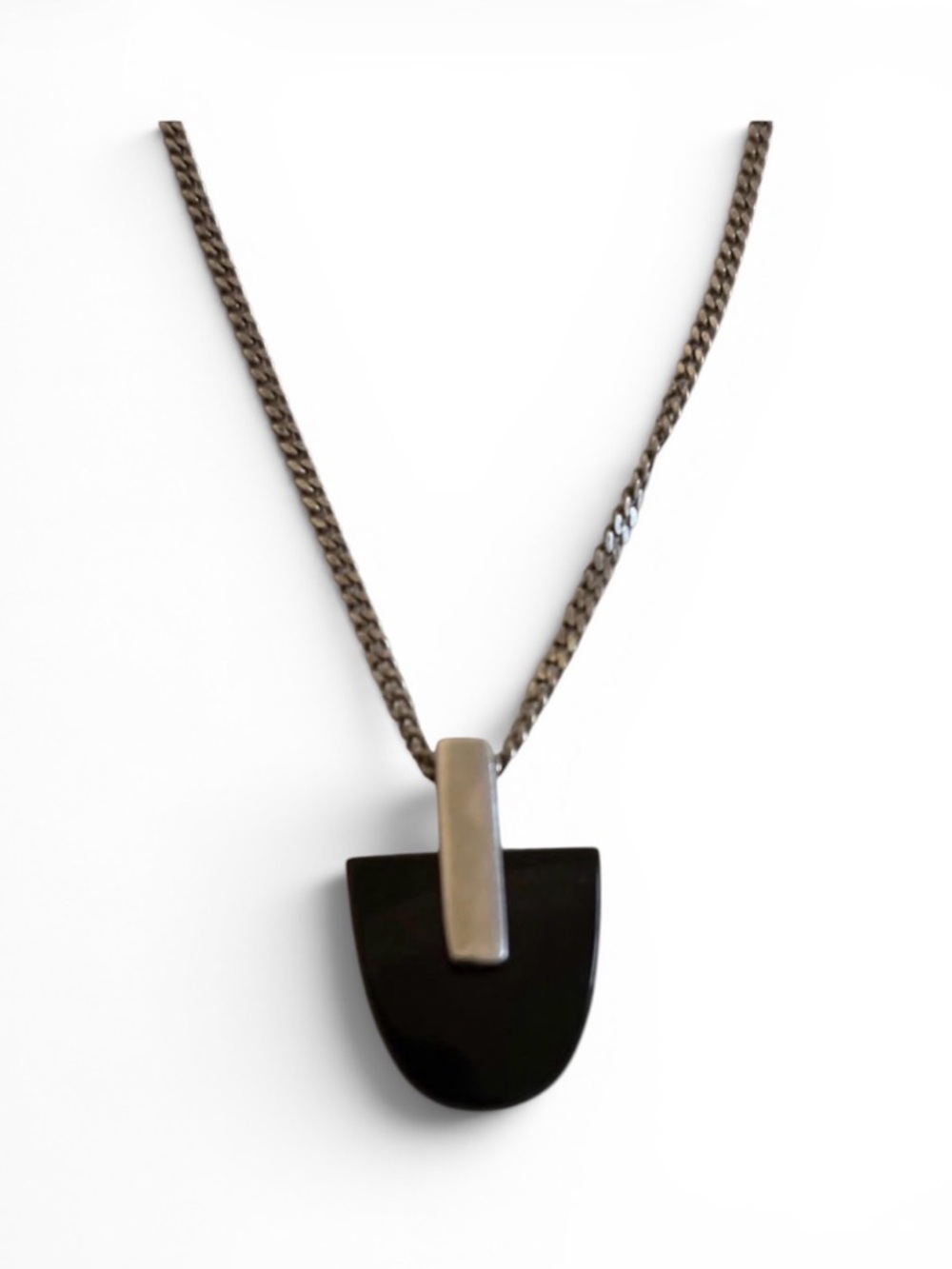 Modernist Italian with black onyx stone Pendant Necklace Arc